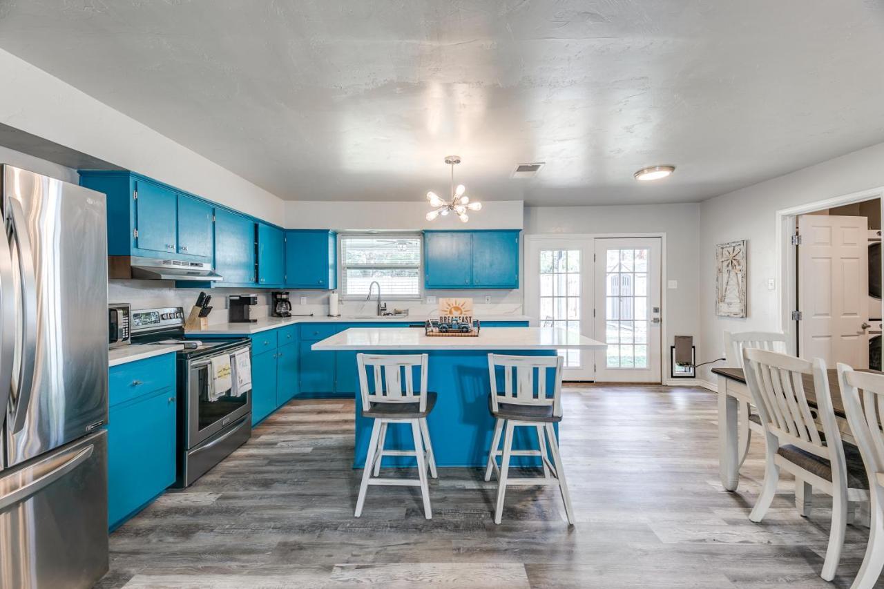 Cozy 4 Bedroom Home Blocks To Main Street And Wineries Fredericksburg Dış mekan fotoğraf